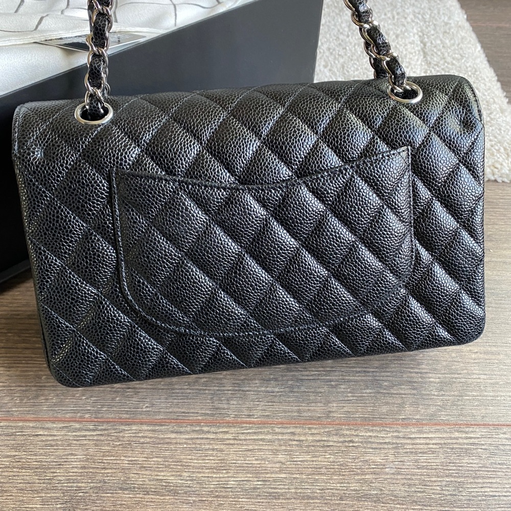 SOLD Chanel medium classic double flap in caviar - Picture 3 of 12